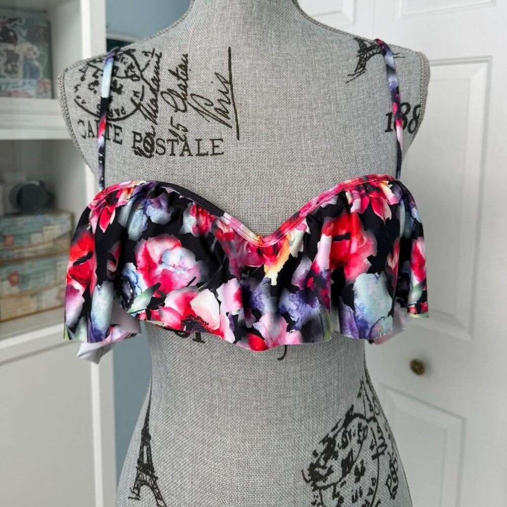 La Vie en Rose Floral Bikini Set – Size S – New Without Tags